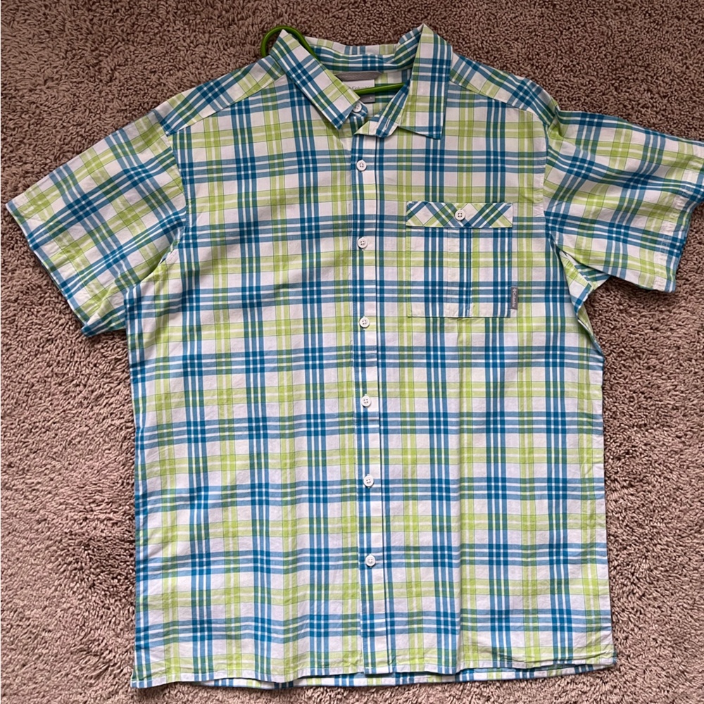 Columbia button down shirt